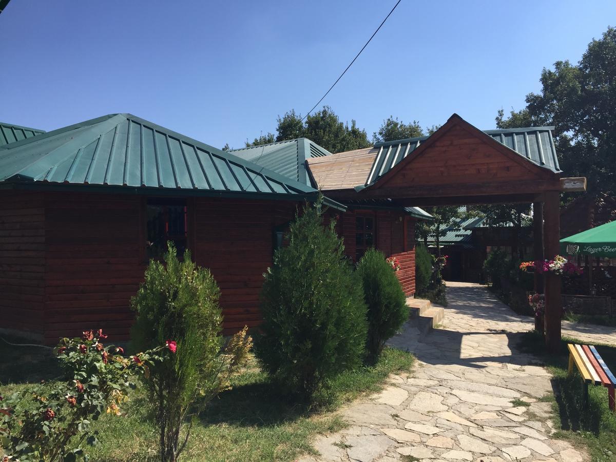 Etno Restoran Ranc Motel Radibus ภายนอก รูปภาพ