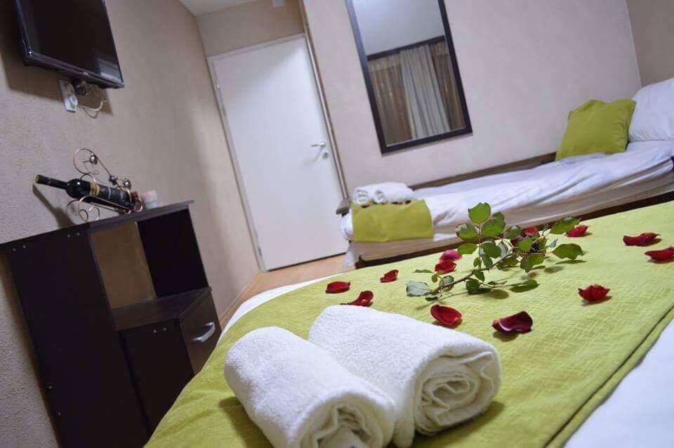 Etno Restoran Ranc Motel Radibus ภายนอก รูปภาพ