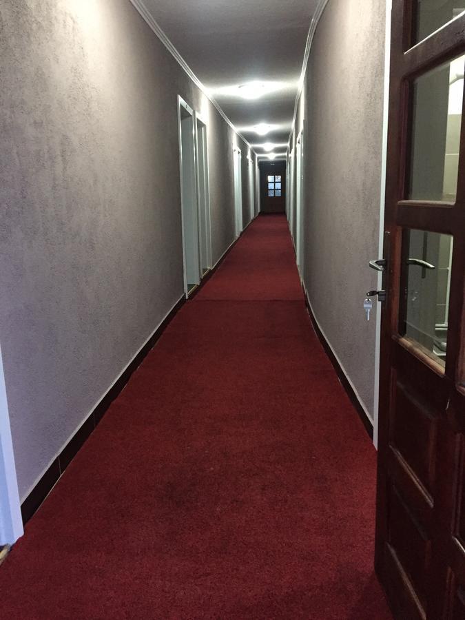 Etno Restoran Ranc Motel Radibus ภายนอก รูปภาพ