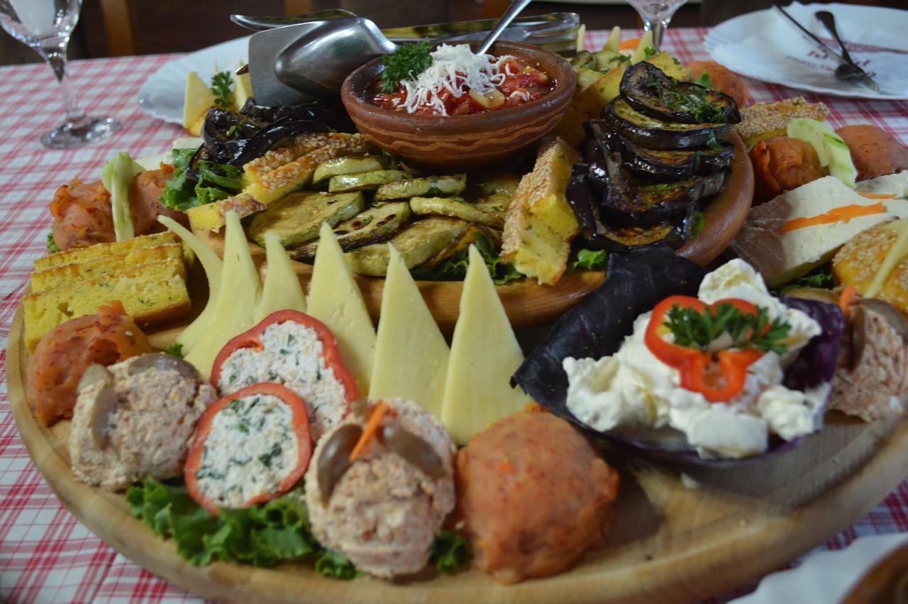 Etno Restoran Ranc Motel Radibus ภายนอก รูปภาพ